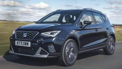 Driving shot of the 2023 Seat Arona