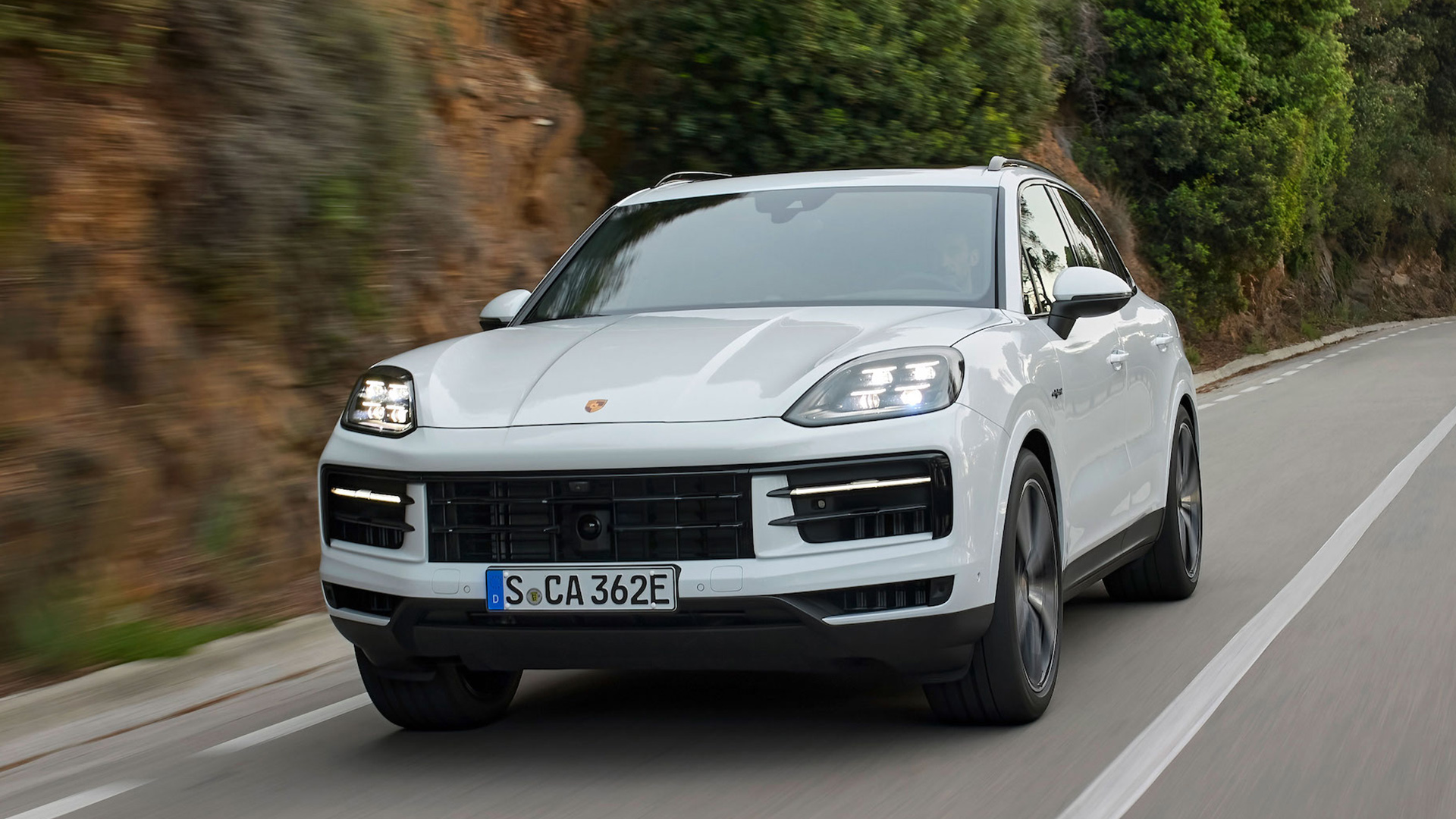 Driving shot of the Porsche Cayenne S E-Hybrid