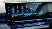 BMW i5 screen