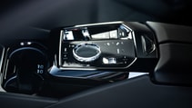 BMW i5 console