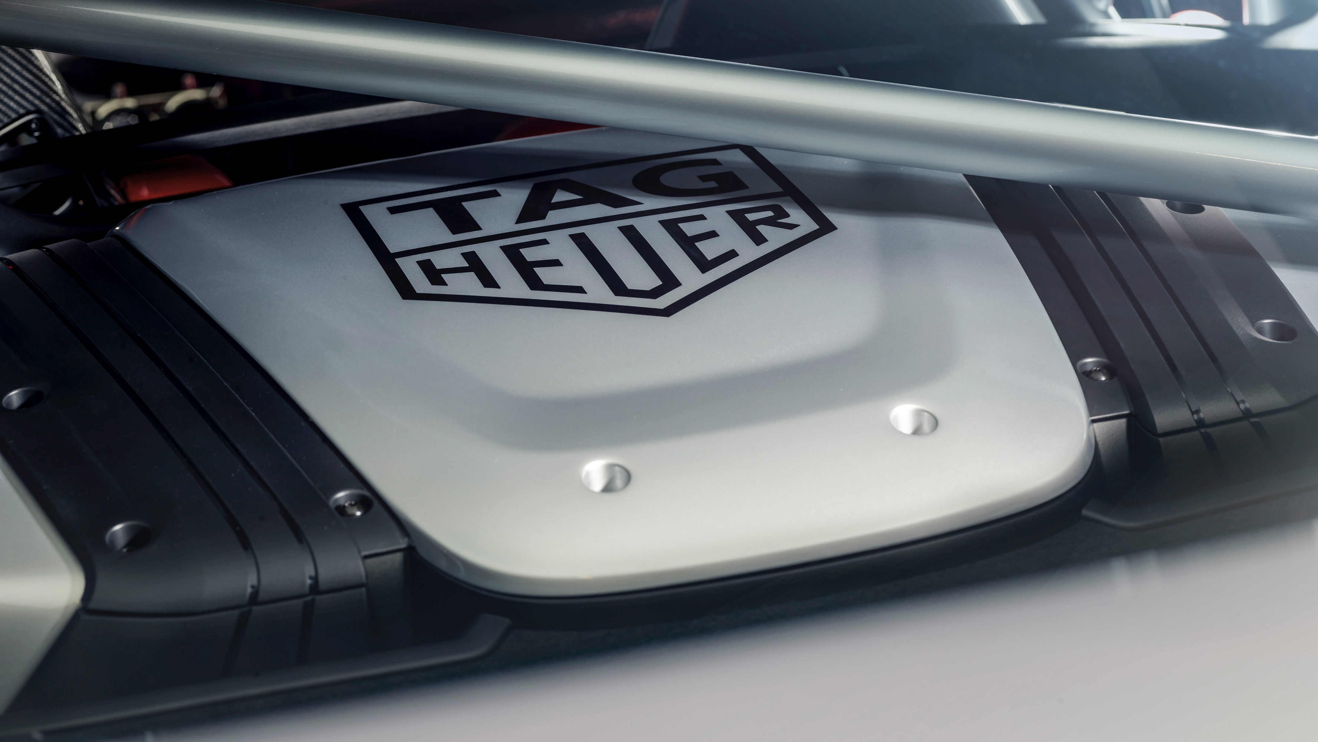 TAG Heuer x Porsche – Legends of Panamericana Sonderwunsch project Top Gear