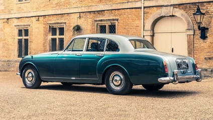 Static shot of Lunaz' Bentley S1