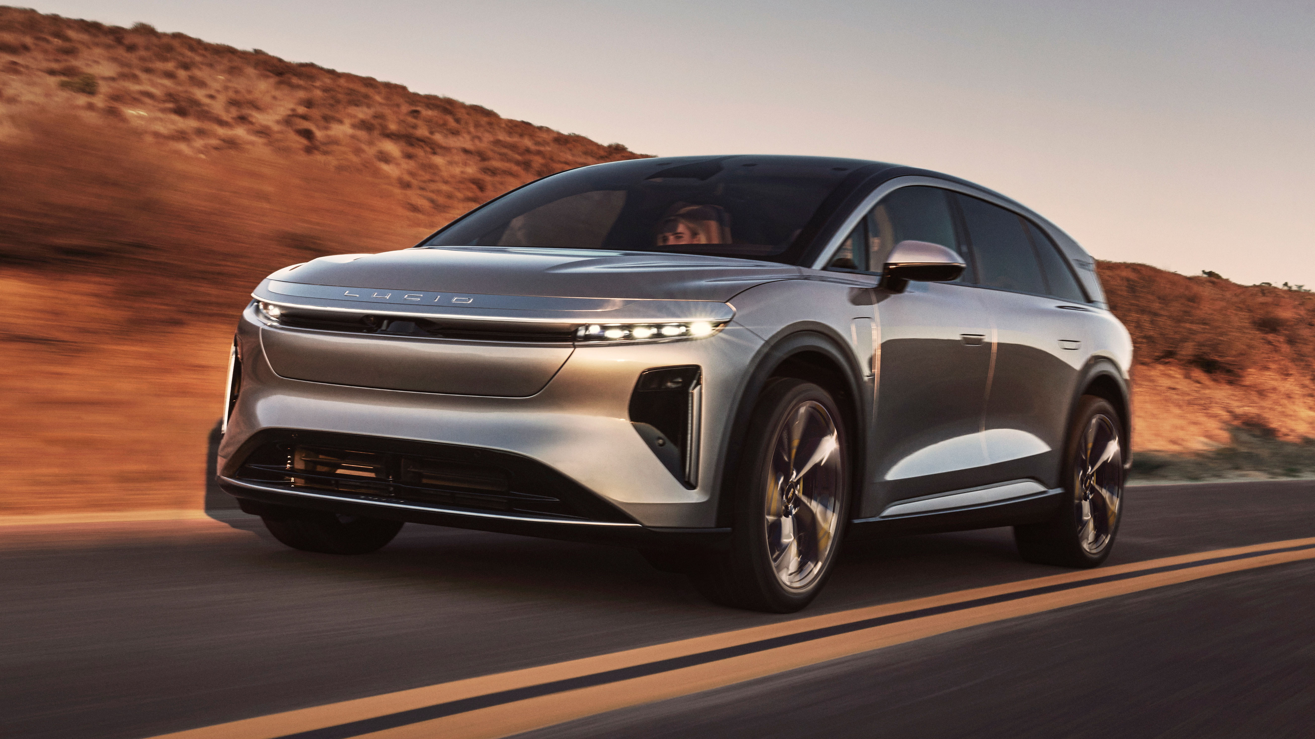 Lucid Gravity electric SUV revealed USA 2023