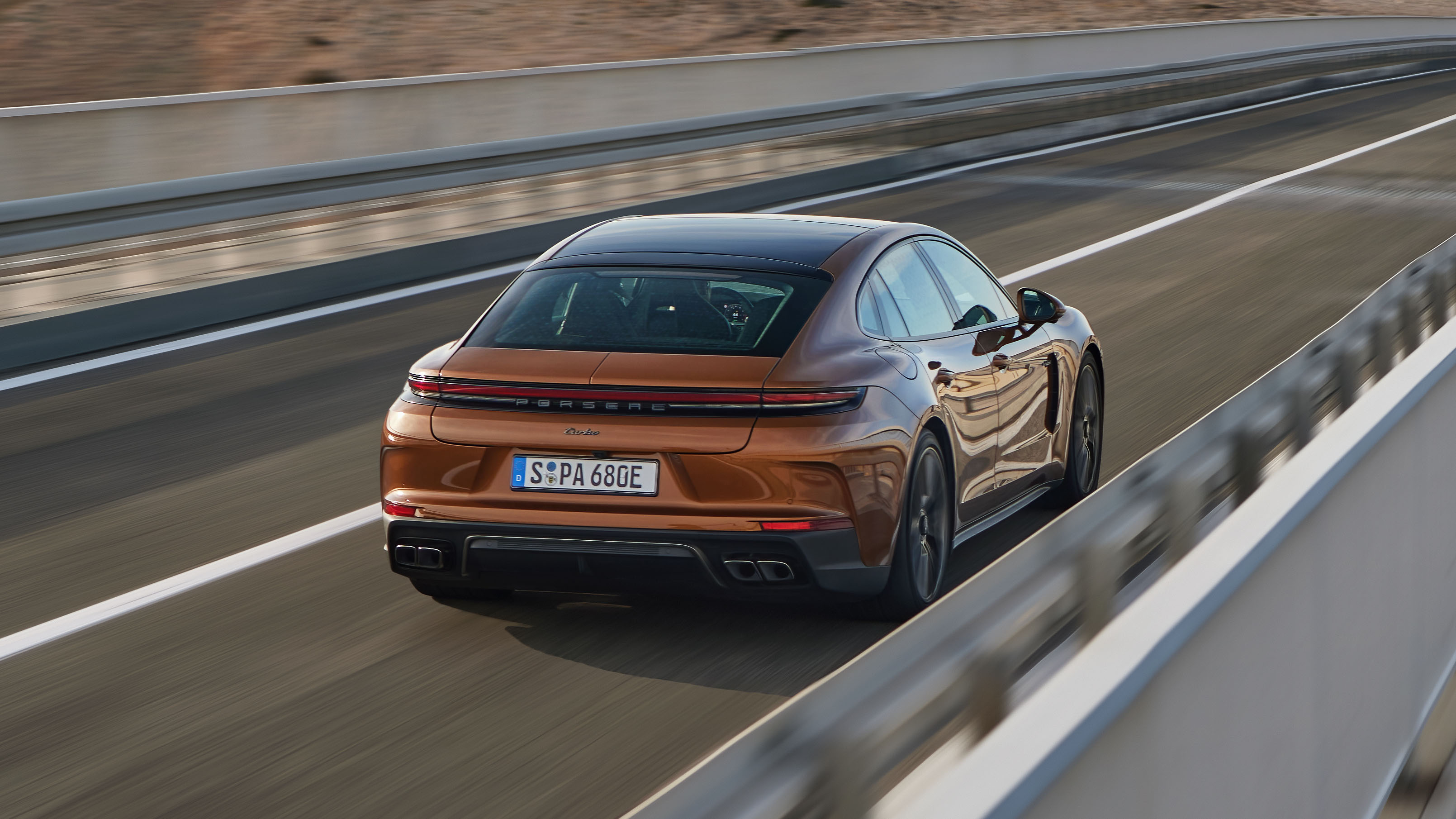 New Porsche Panamera revealed 2023