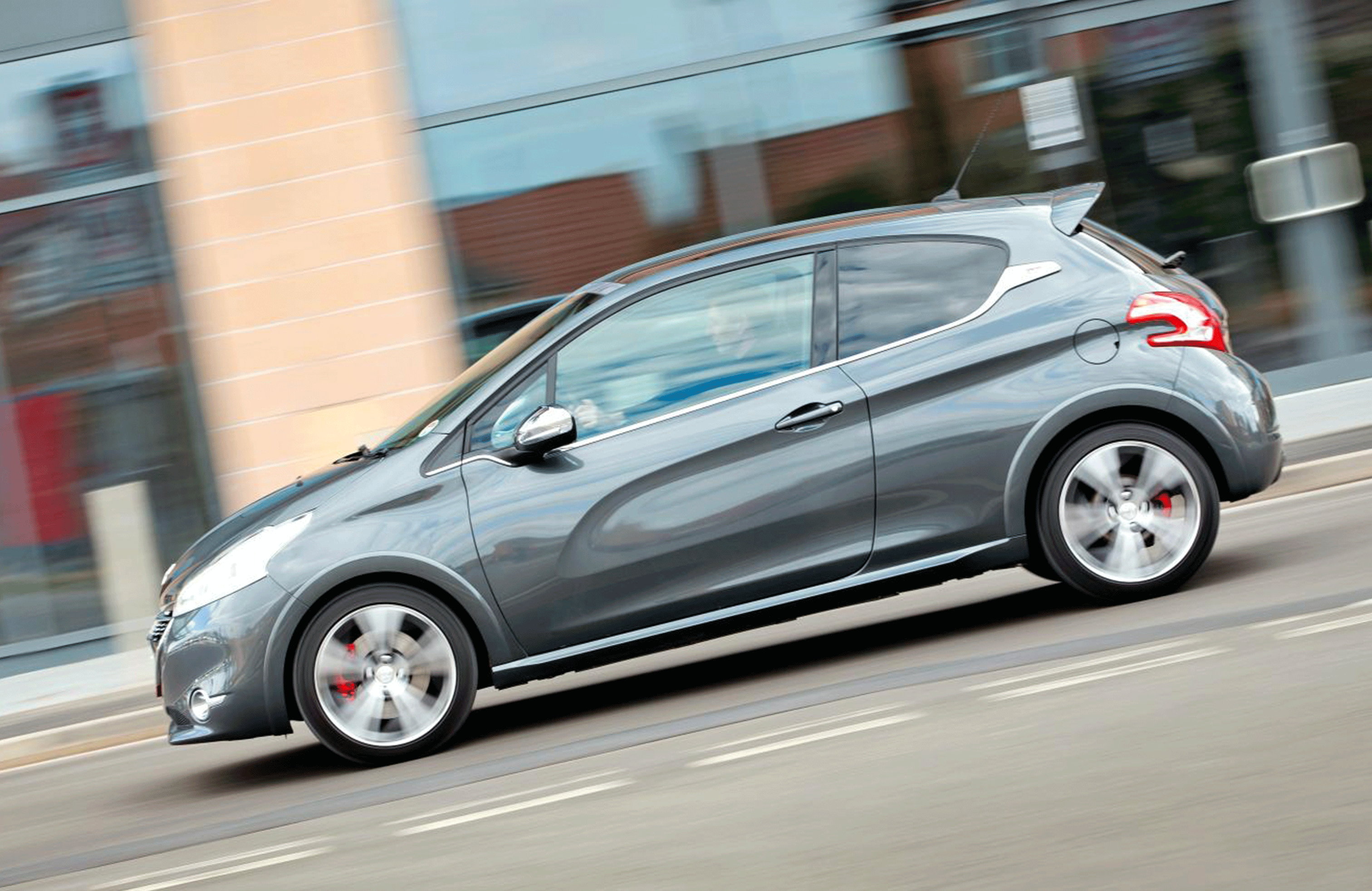 Peugeot 208 GTi