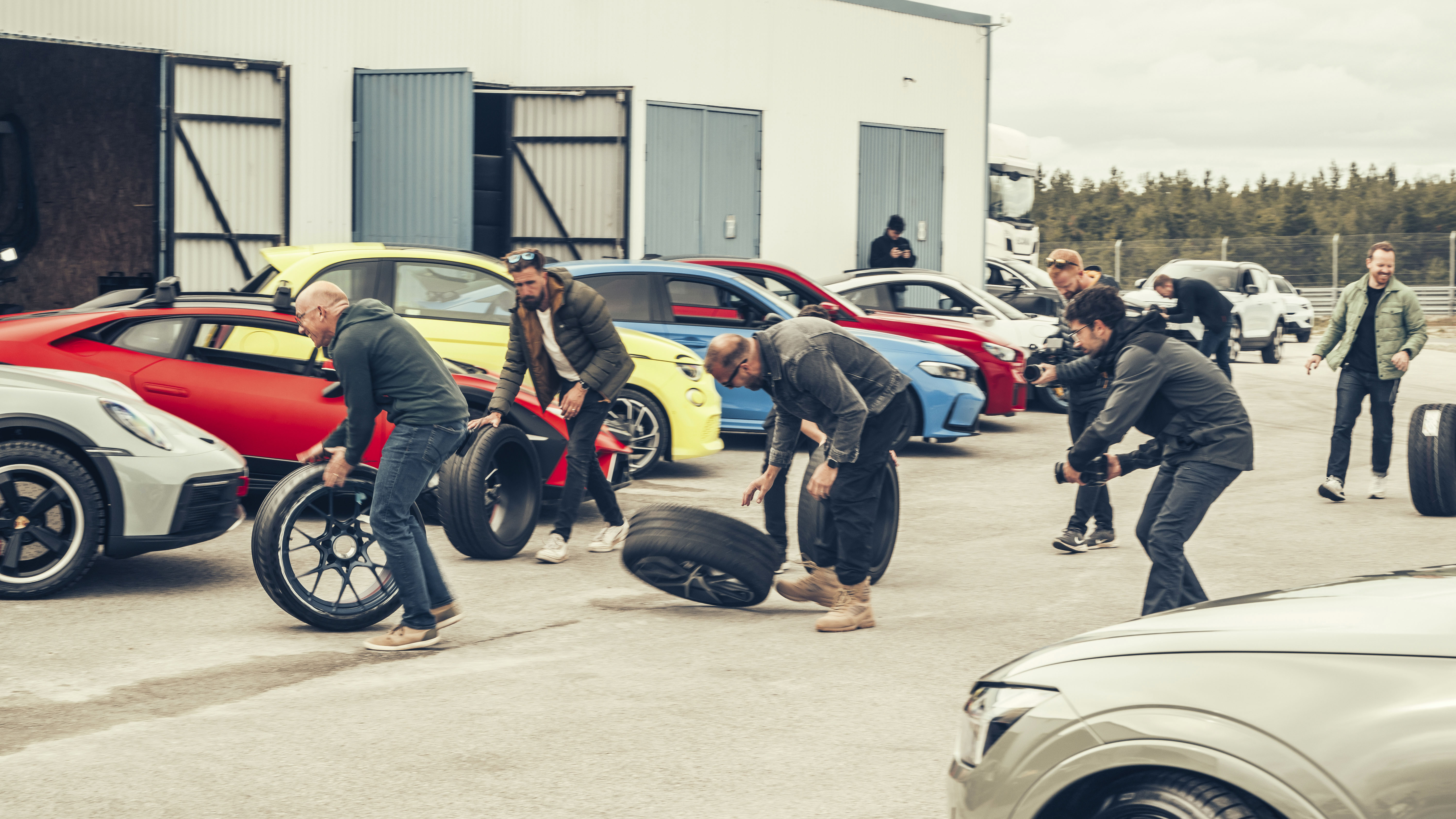 Stig delivers: transporting TG's Speed Week contenders to the Gotlandring