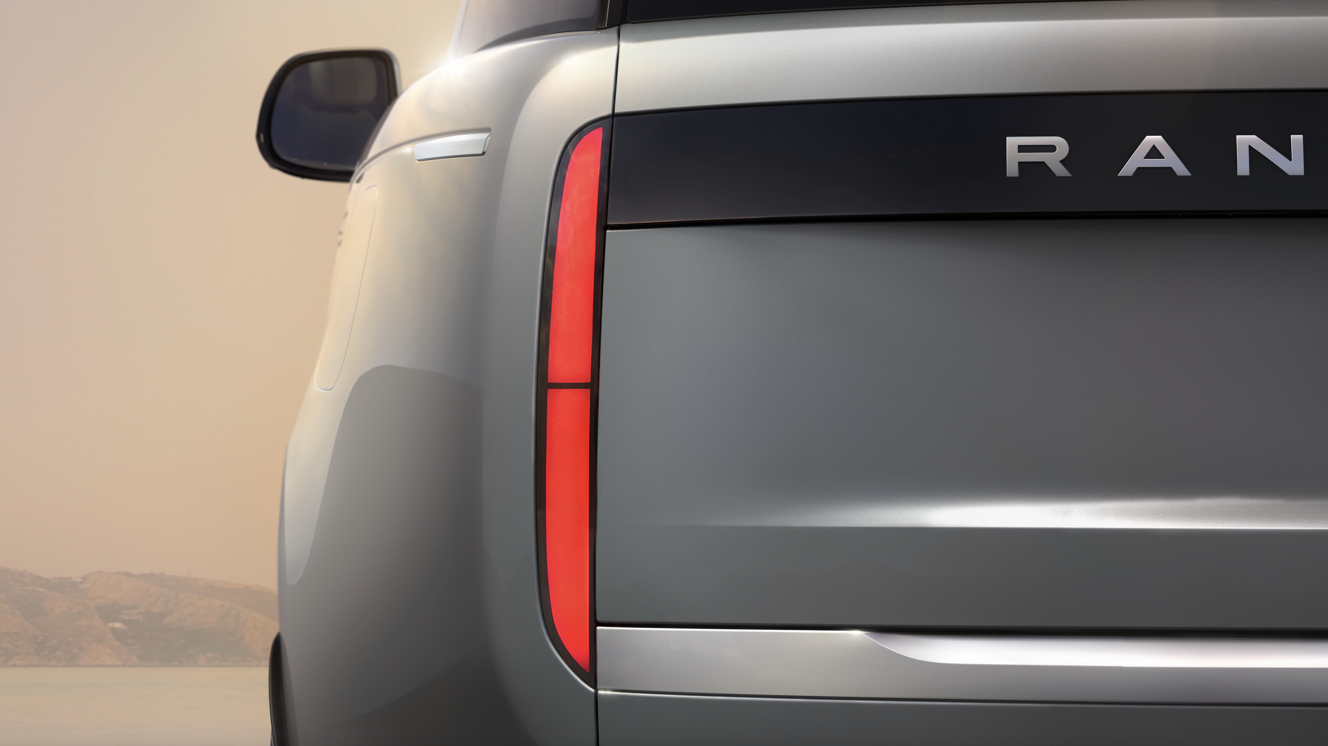 Range Rover Electric first look 2023