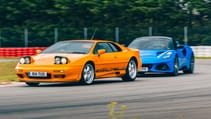 1999 Lotus Espirt GT3 vs 2023 Lotus Emira i4