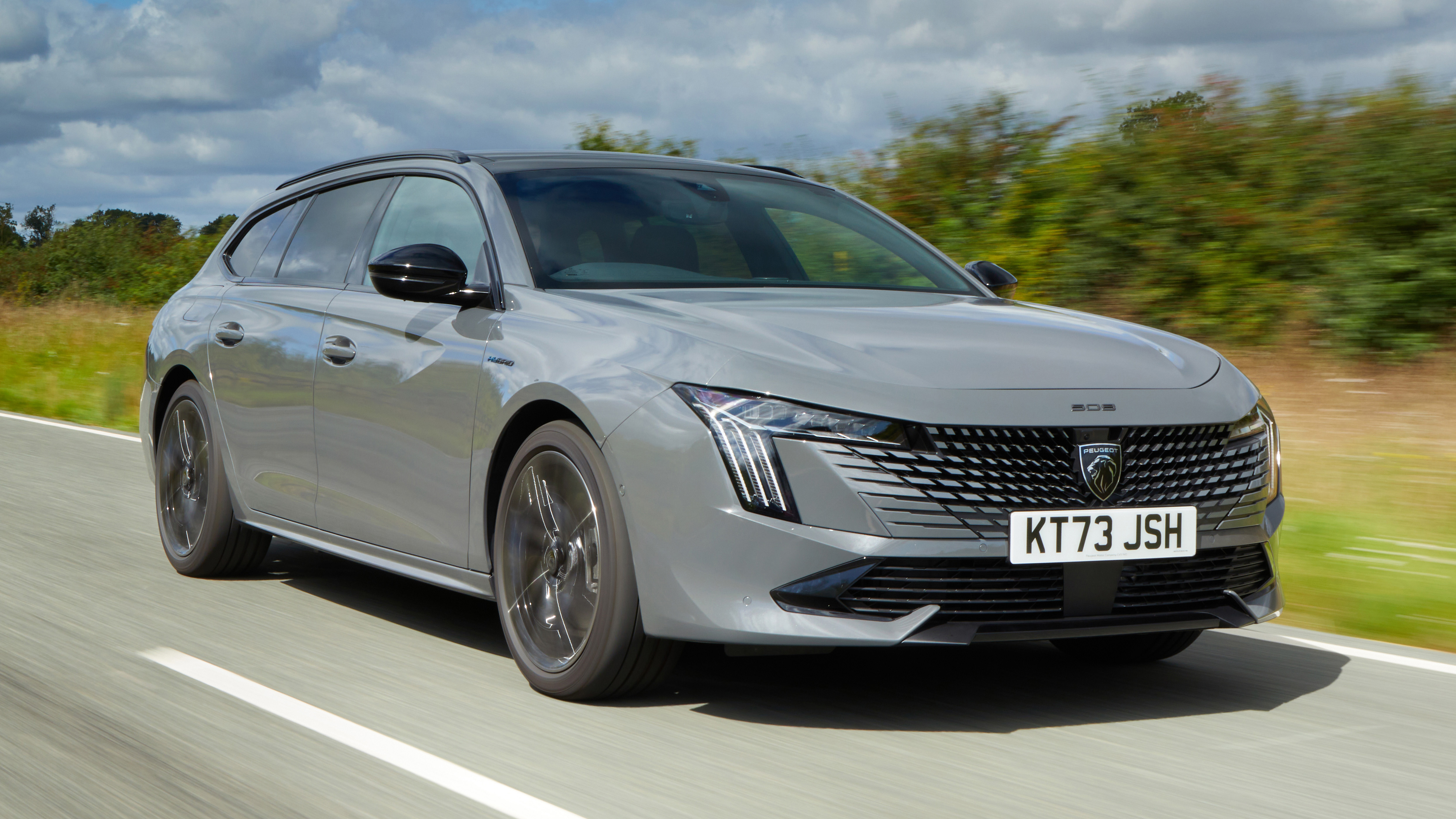 Peugeot 508 SW front