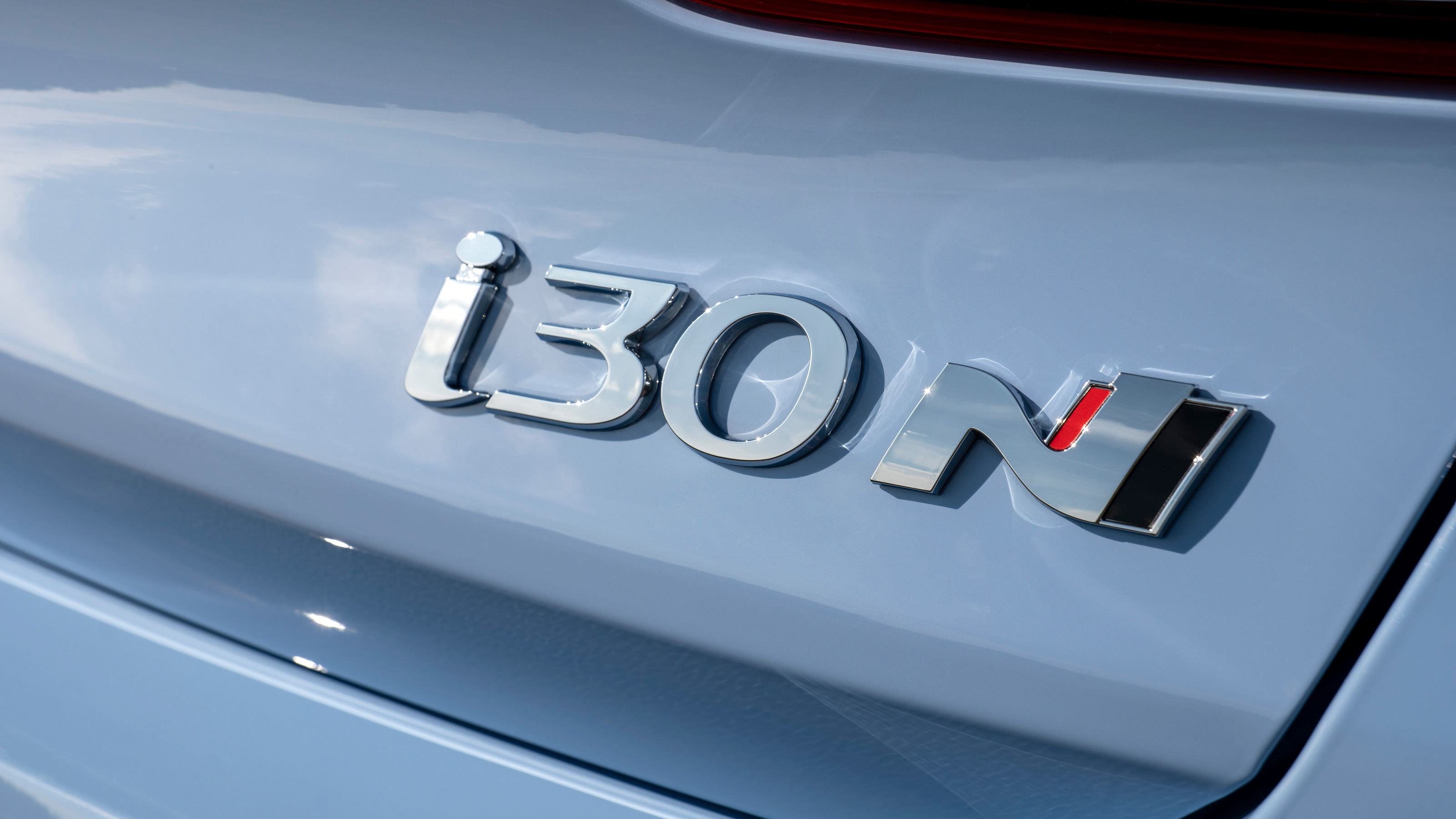 Hyundai i30N badge