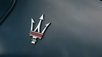 Maserati GranTurismo badge