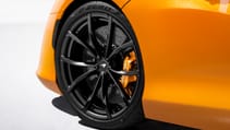 McLaren Artura Spider wheel