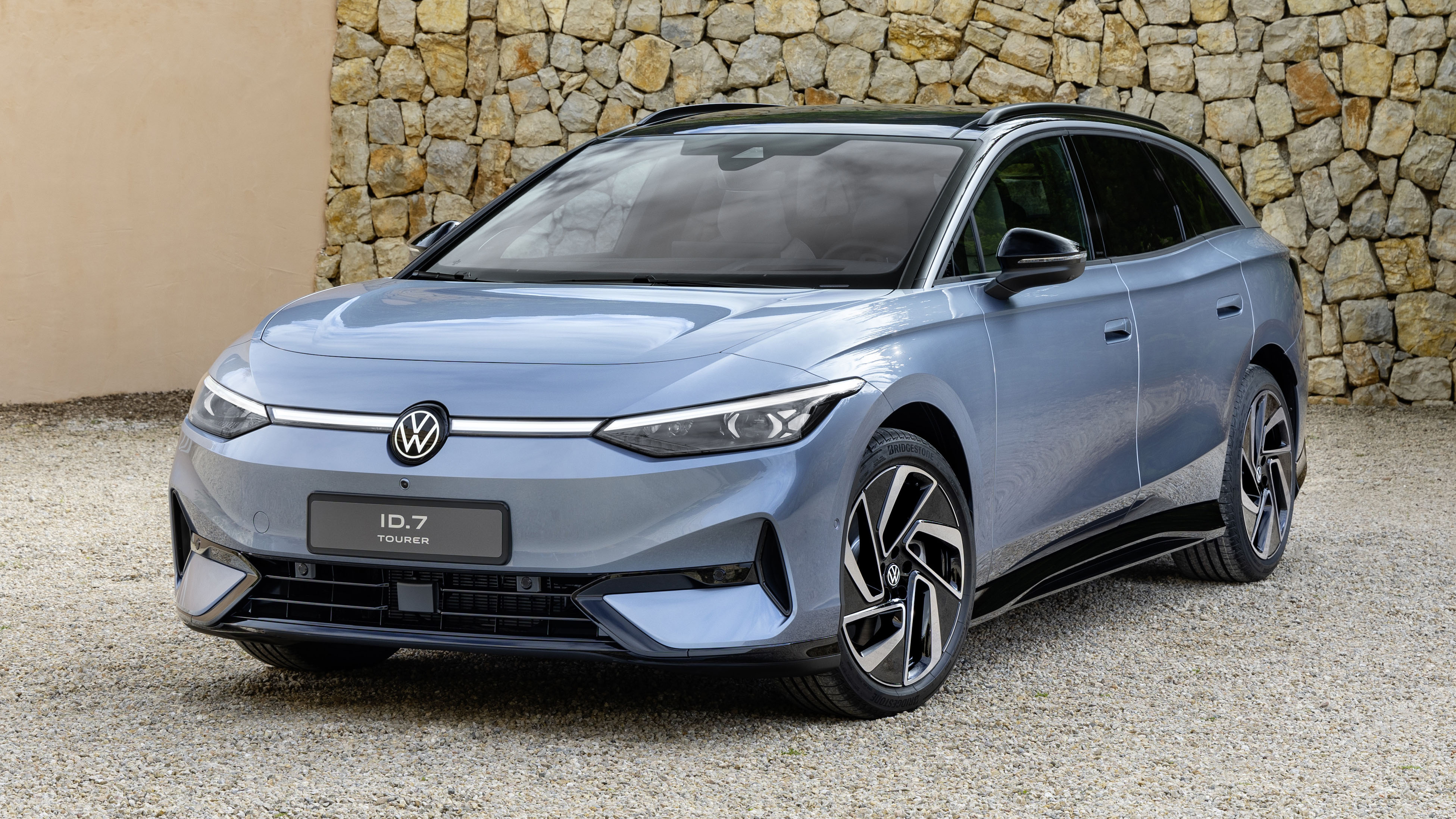 Volkswagen ID.7 Tourer revealed 2024