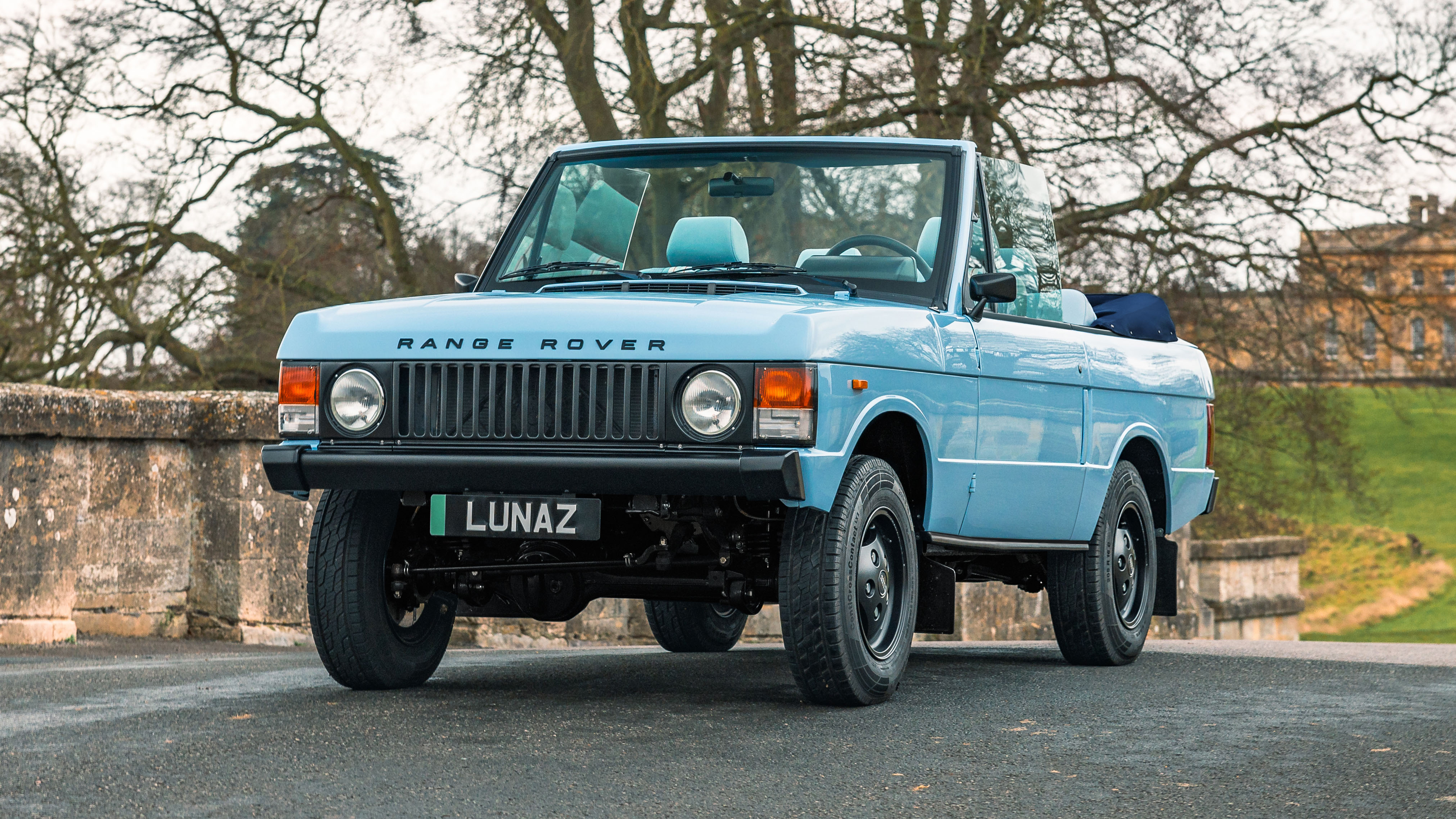 Lunaz Range Rover Safari revealed 2024