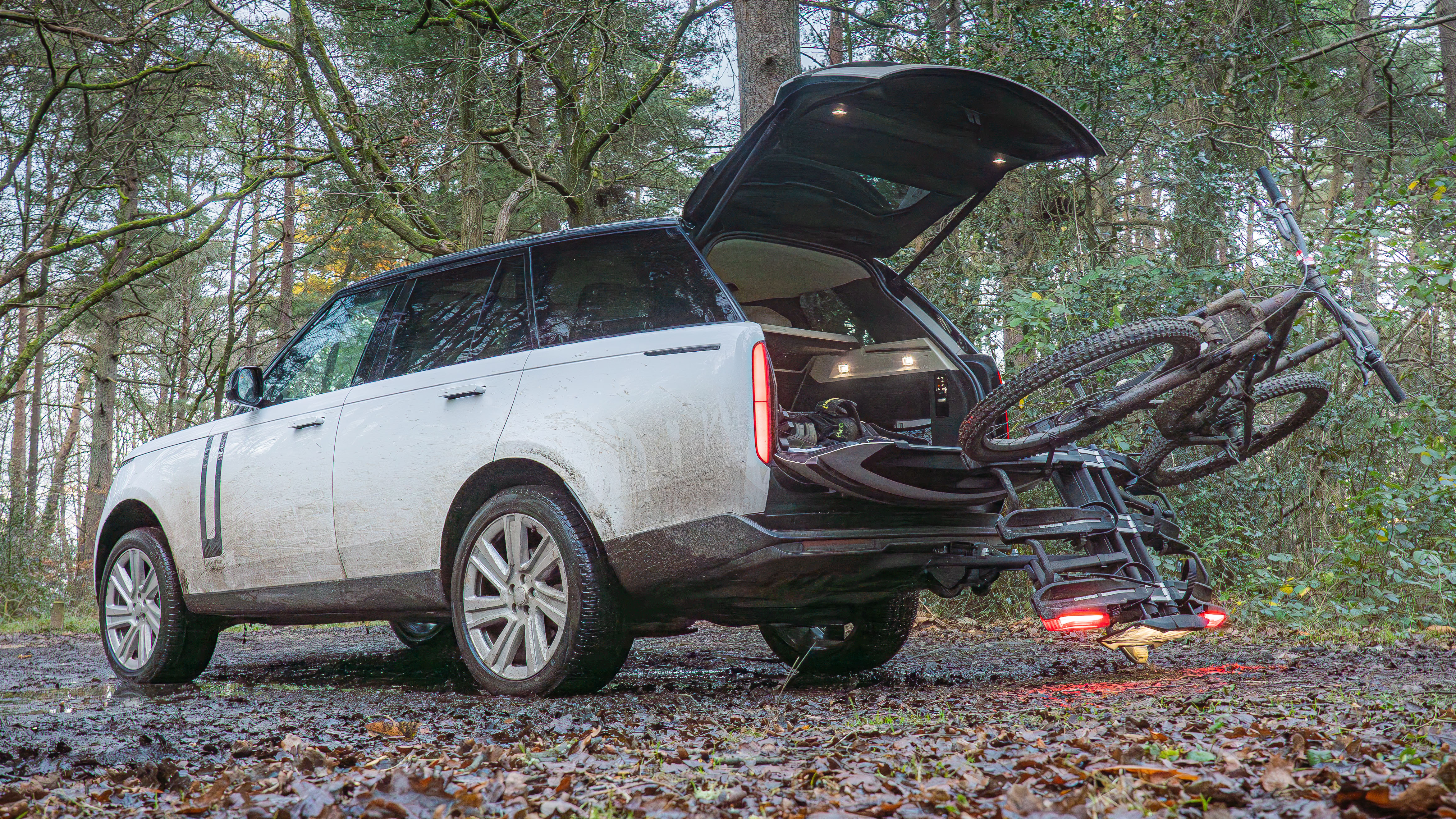 Range Rover 400e Autobiography