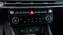 Hyundai Santa Cruz 2025 temperature controls