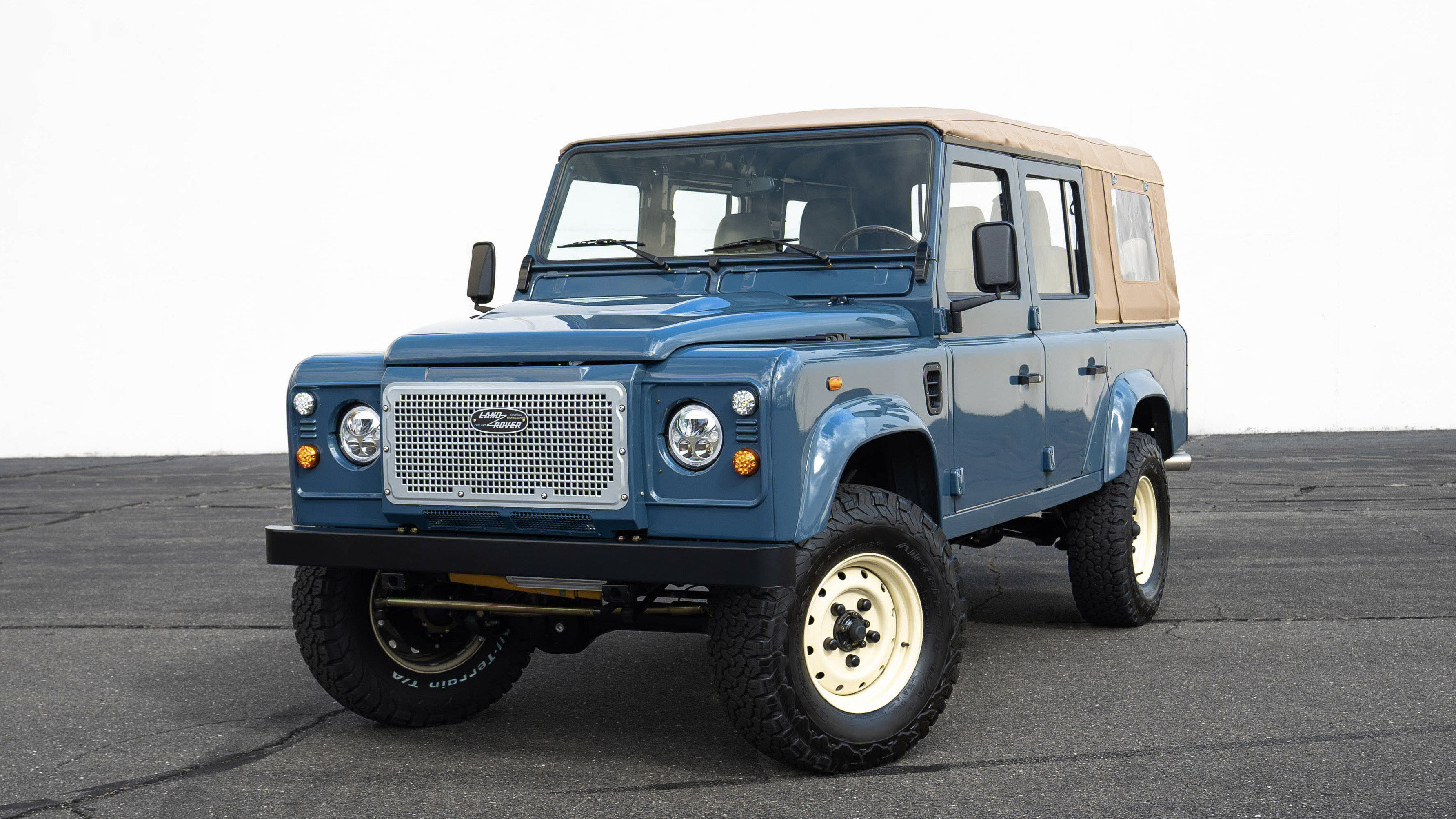 Land Rover Defender MK2