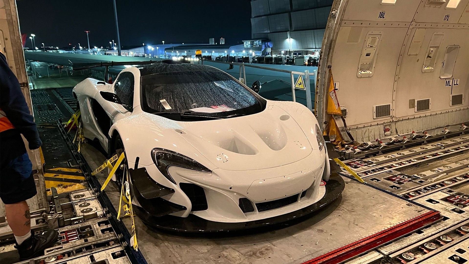 Garage image of McLaren P1 GTR body ready to ship to New Zealand for some drift modding