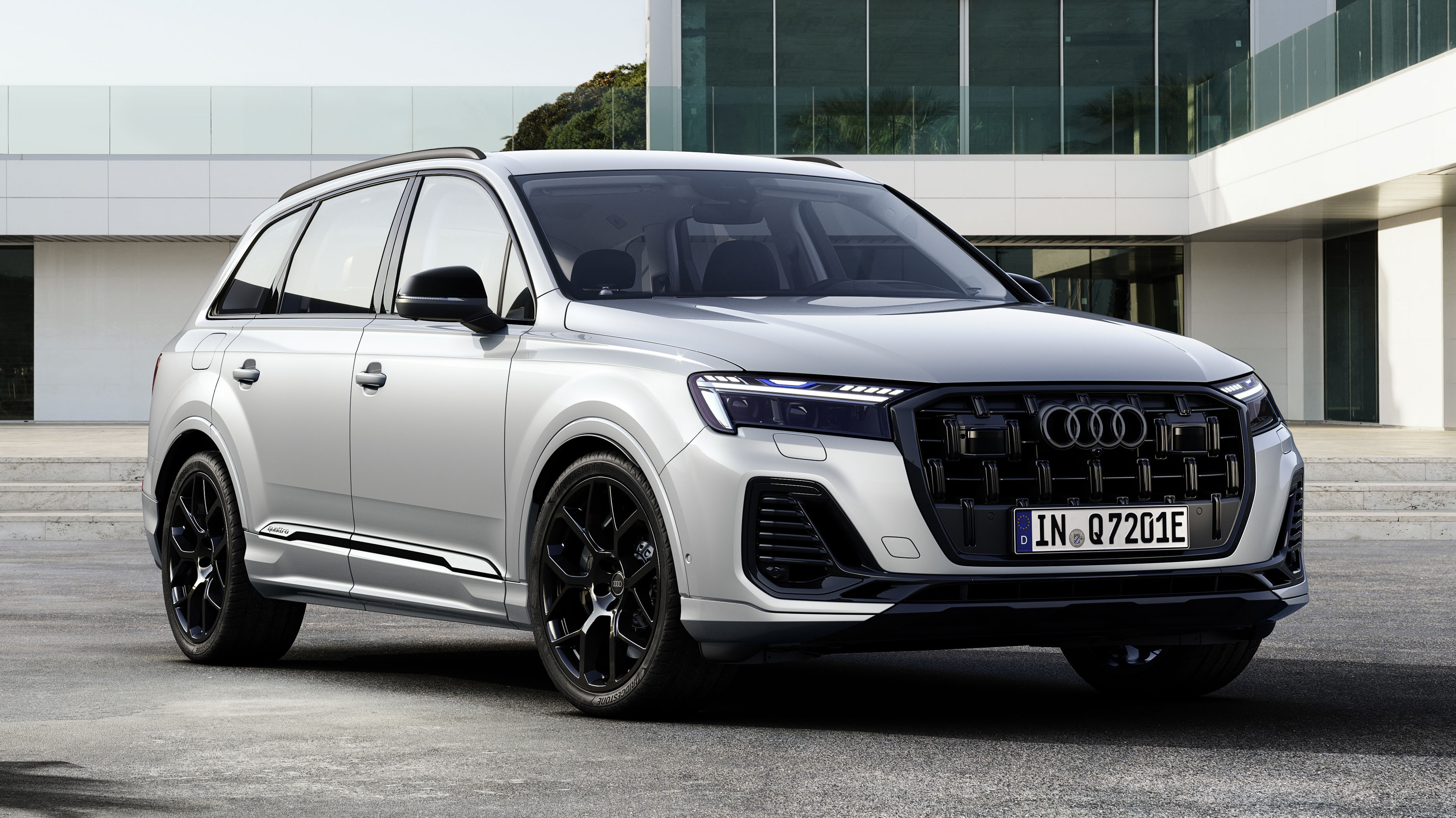 Audi Q7 SUV 55 TFSI e quattro