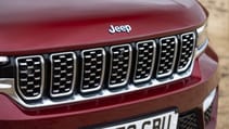 Jeep Grand Cherokee grille