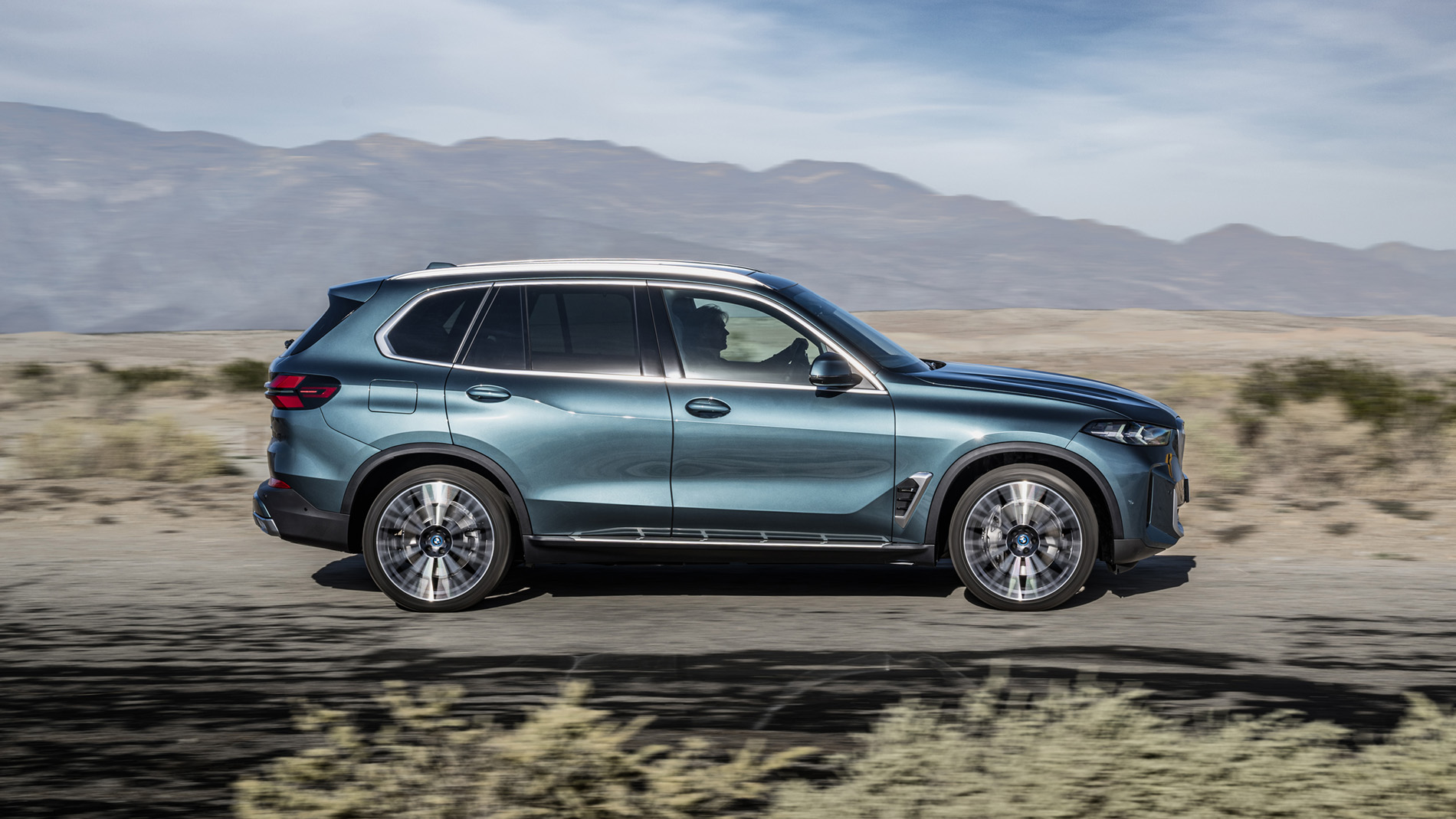 TopGear's 2024 BMW X5 review