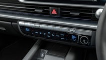 Hyundai Ioniq 6 centre console buttons