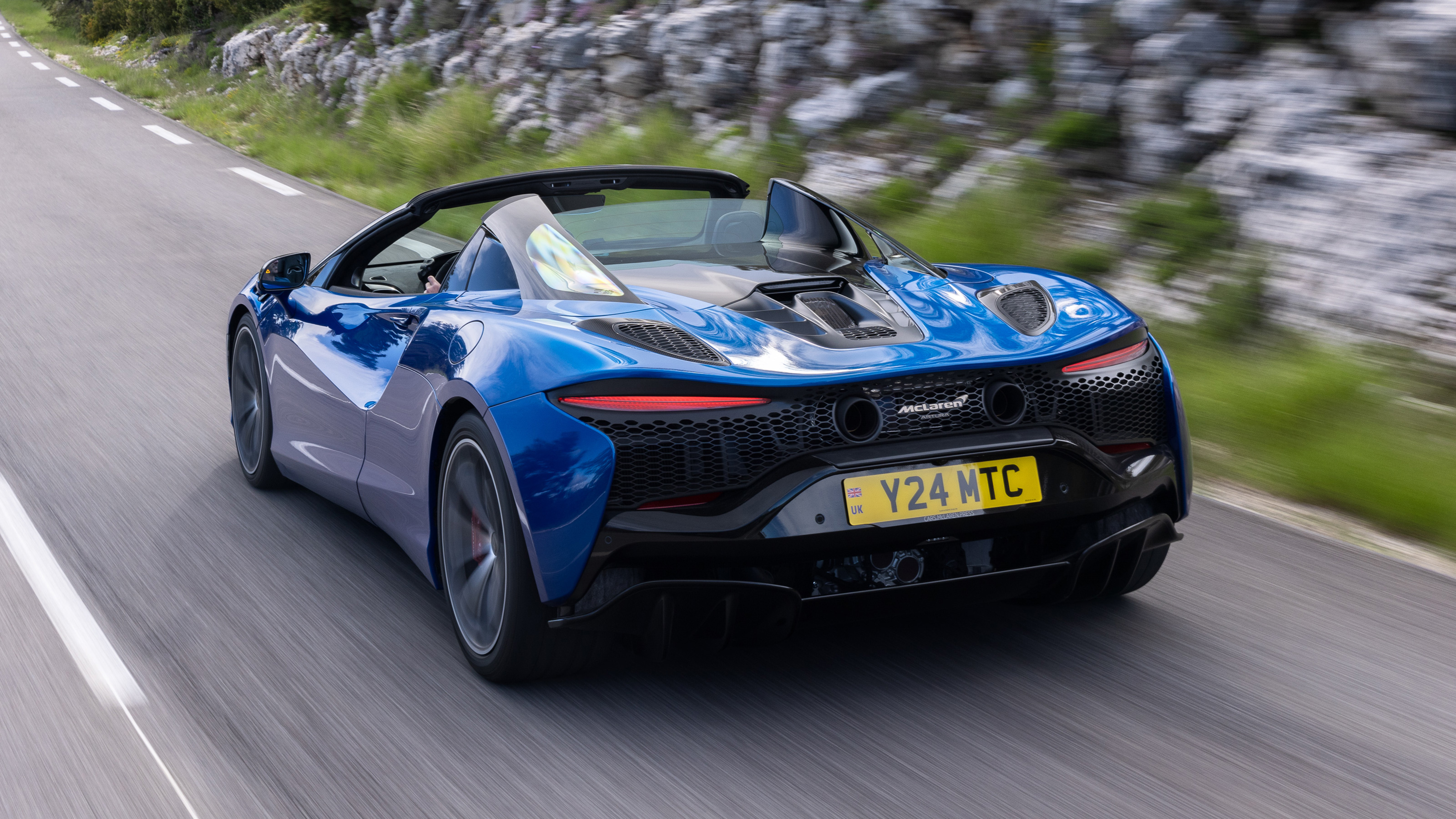 McLaren Artura Spider rear