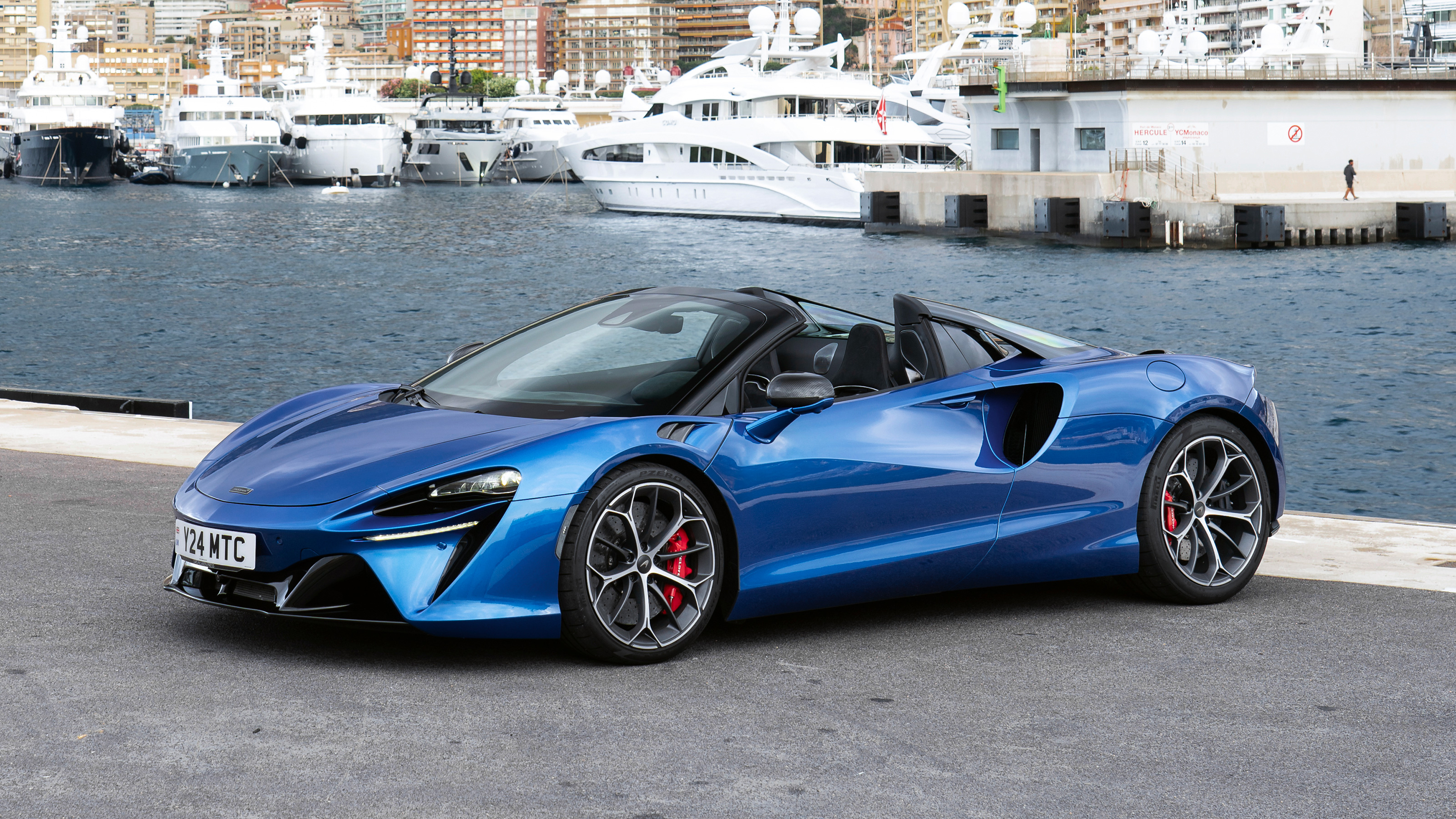 McLaren Artura Spider Monaco front