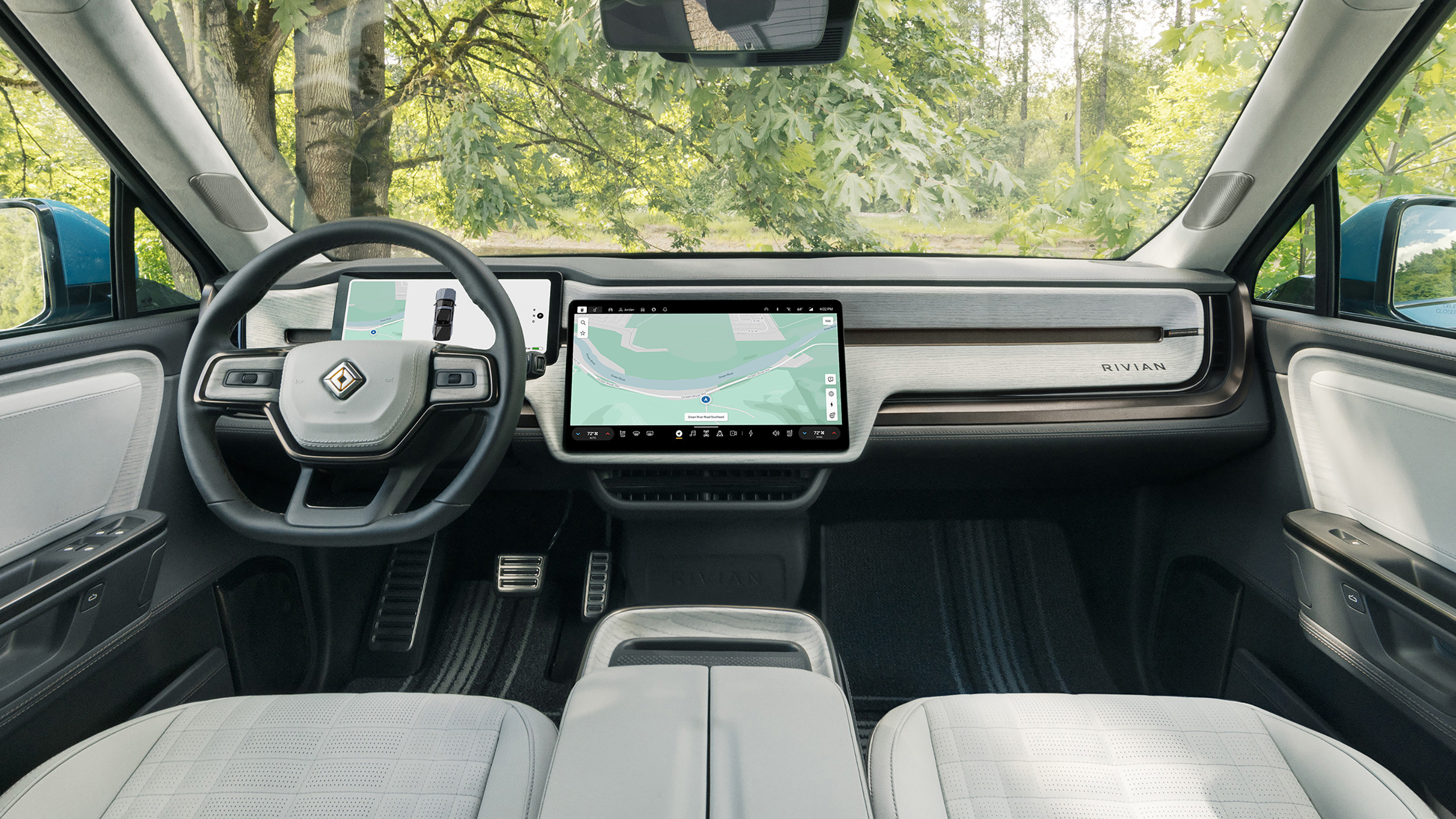 Rivian R1T interior