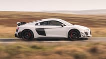 Audi R8 profile