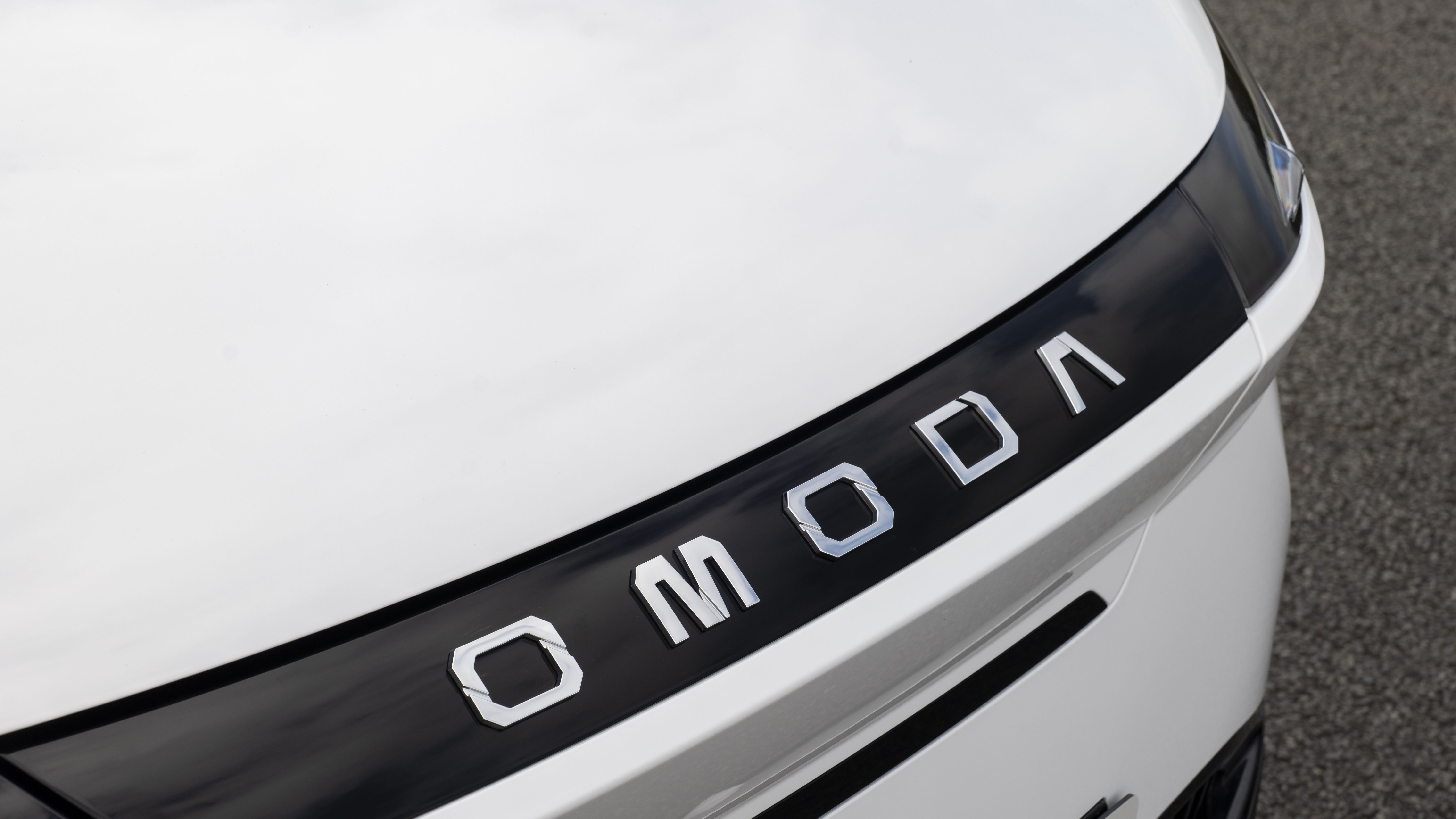 Omoda E5