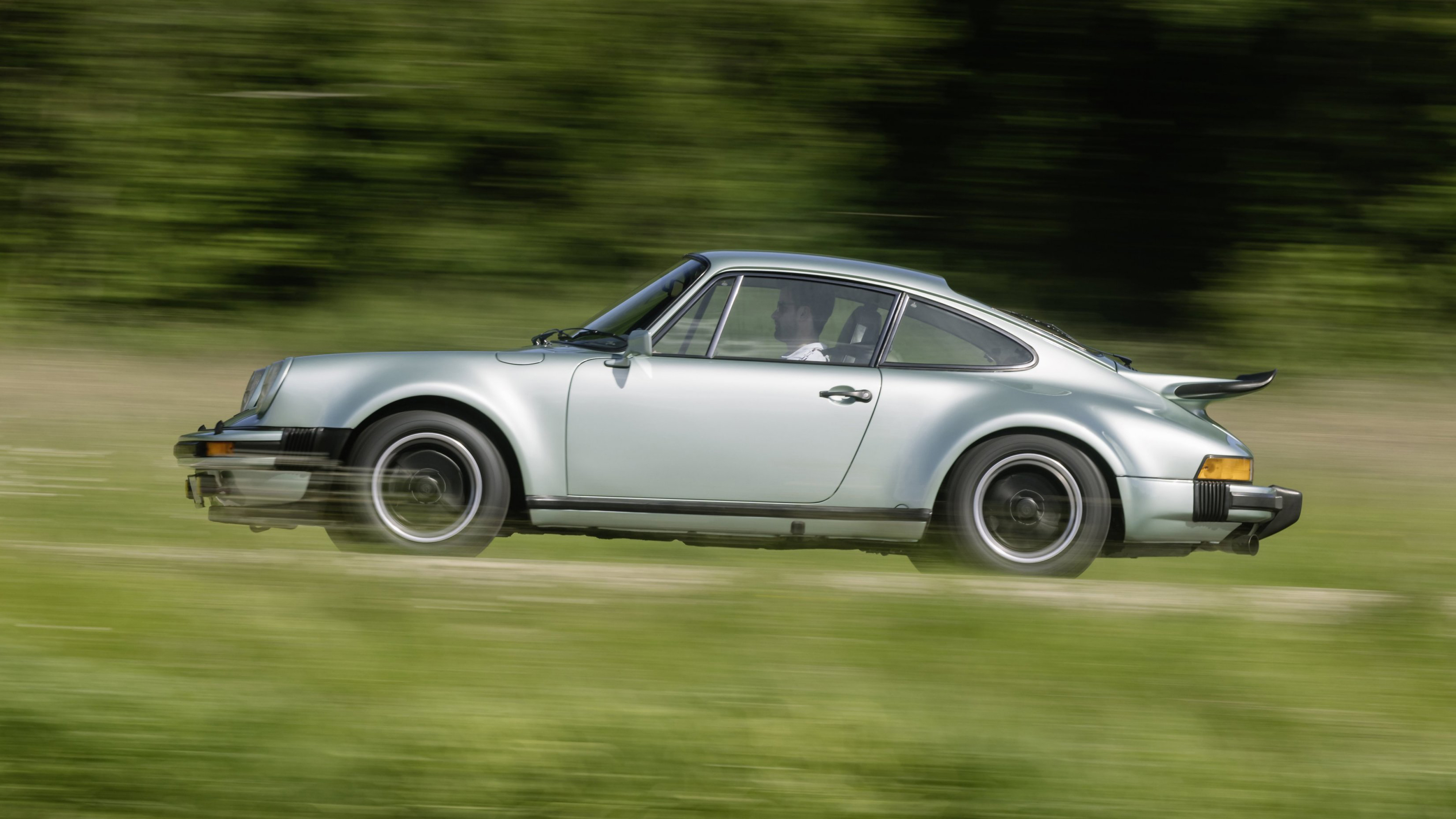 Original Porsche 911 Turbo profile