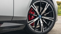 BMW i5 Touring wheel