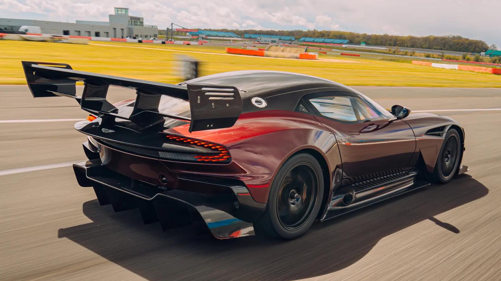 Aston Martin Vulcan