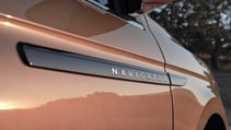 Lincoln Navigator Top Gear