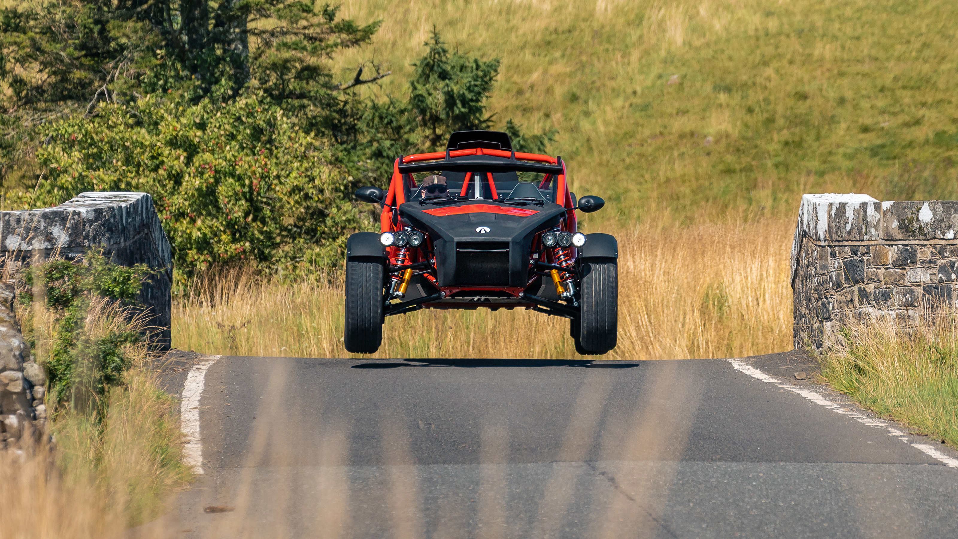 Ariel Nomad 2 front