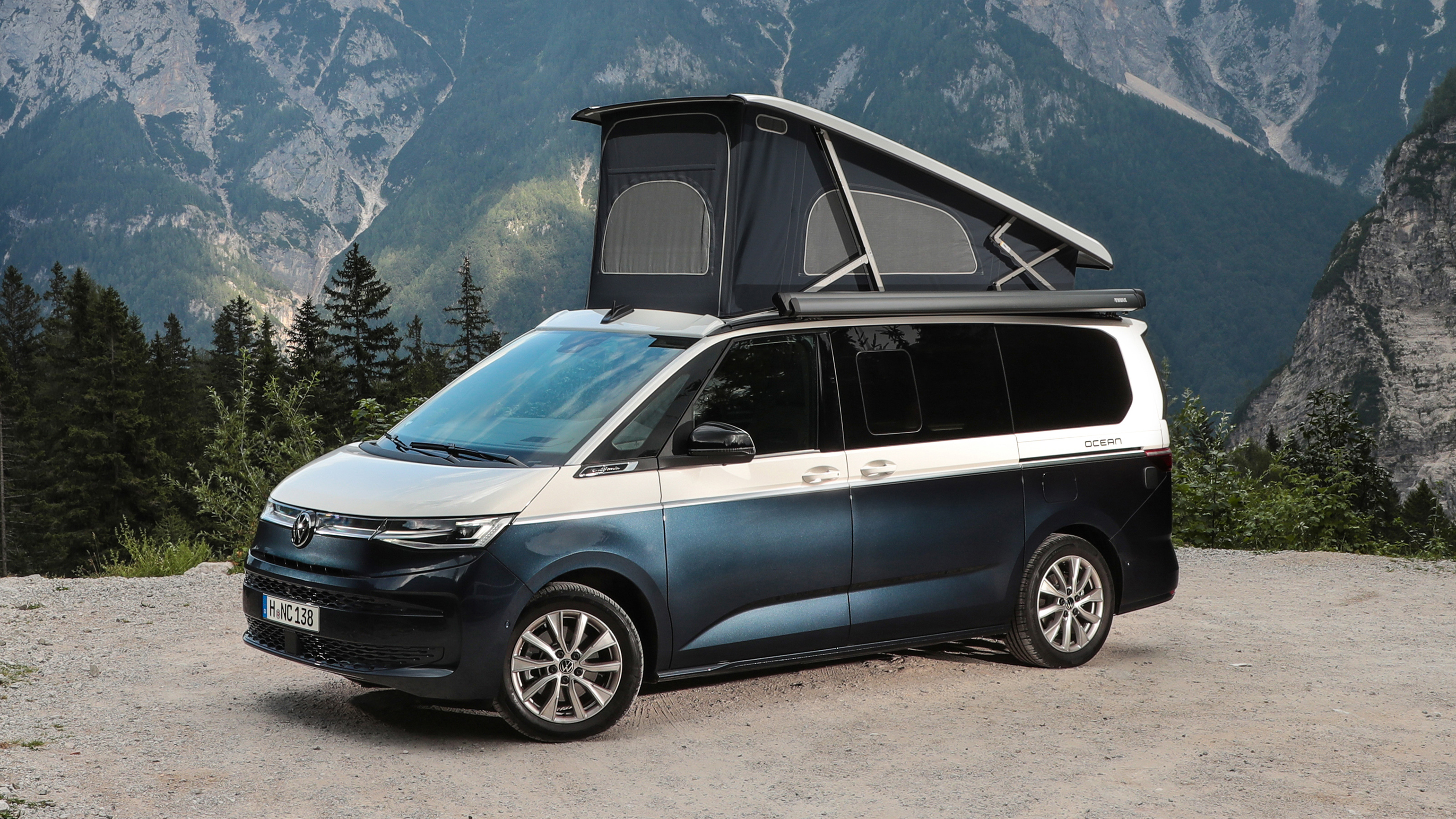 Volkswagen California pop-up tent