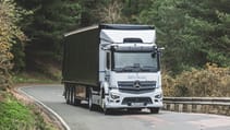 Mercedes-Benz eActros front