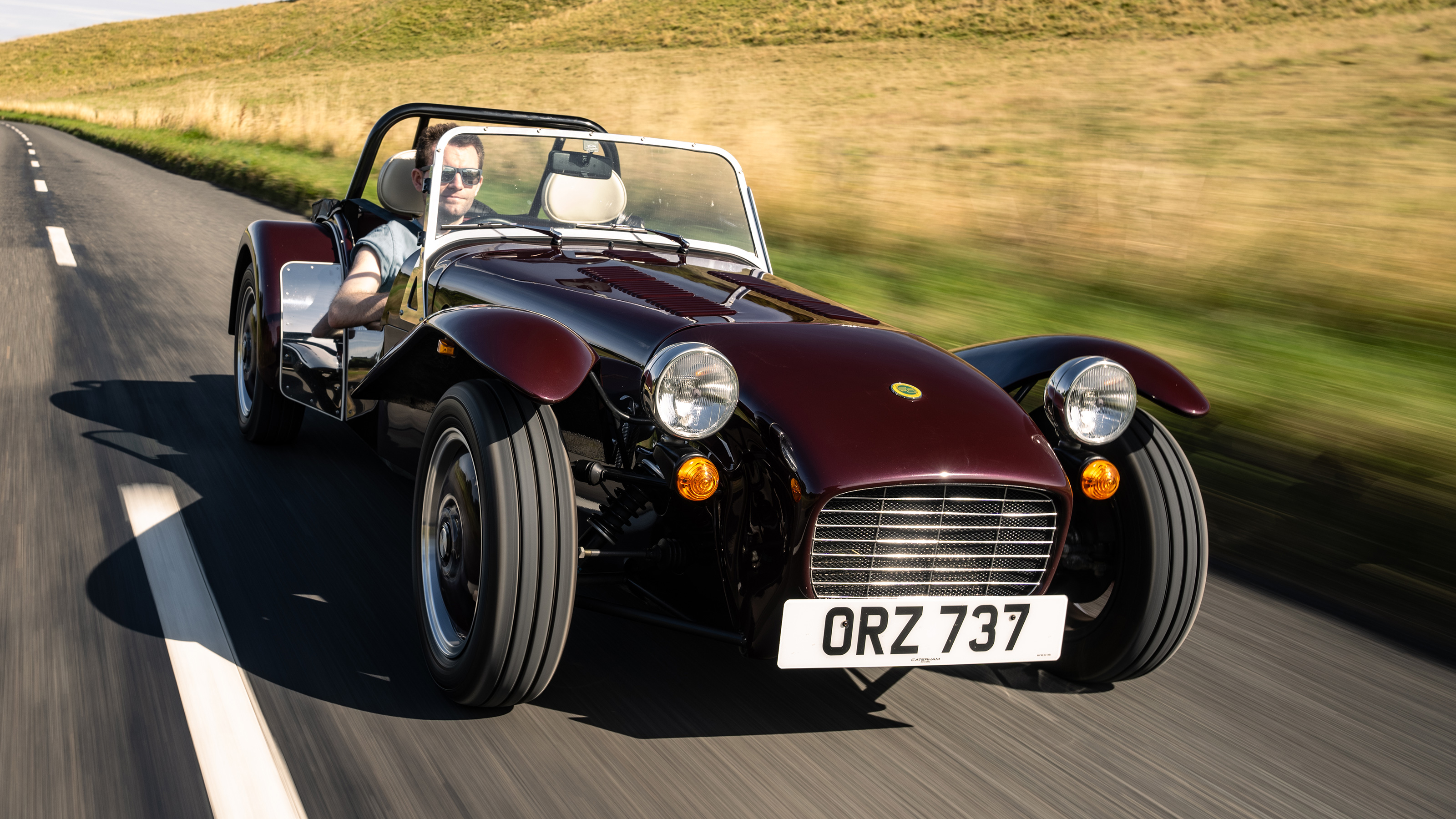 Caterham Super Seven 600 front