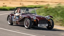 Caterham Super Seven 600 front