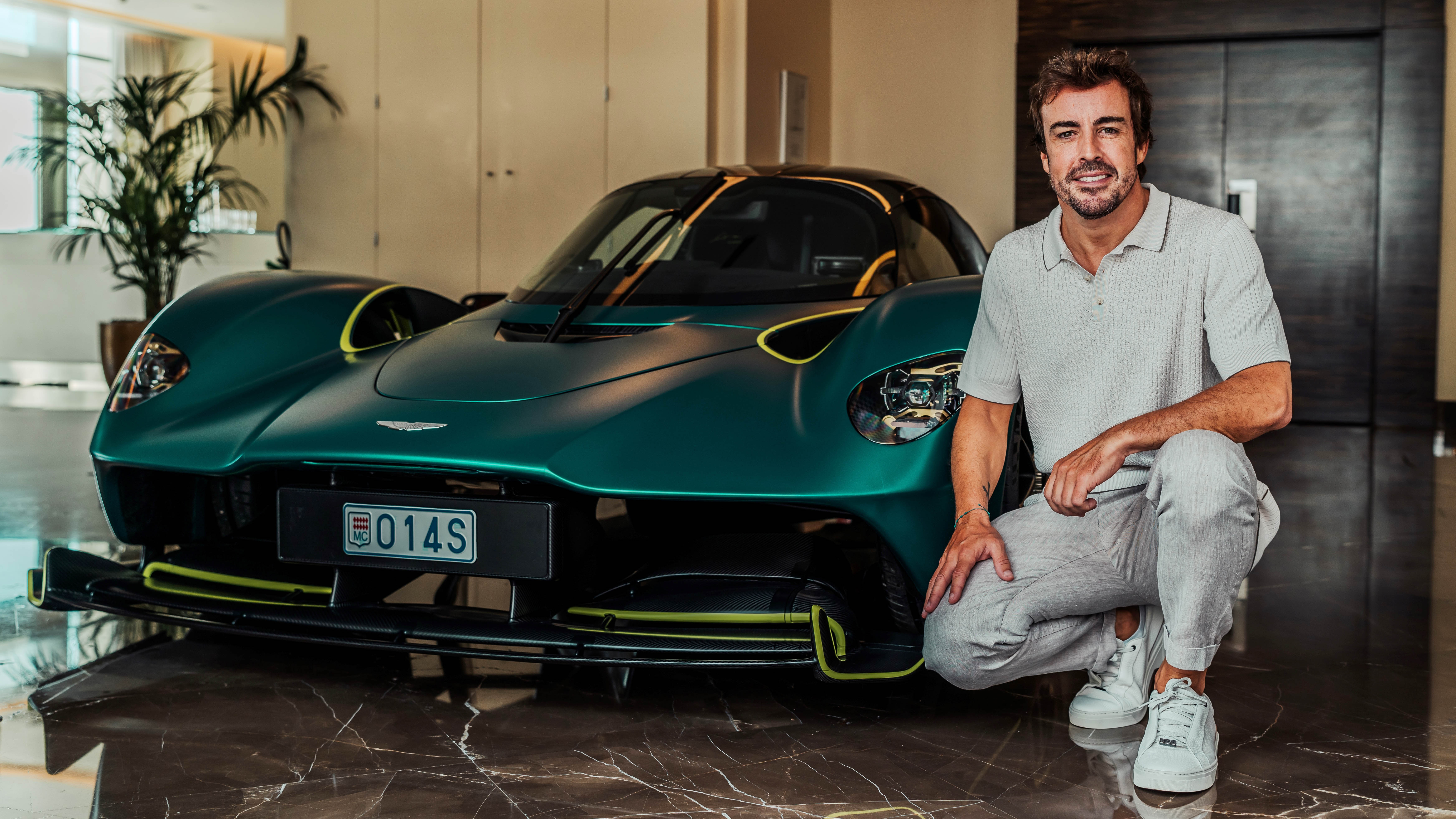 Aston Martin Valkyrie / Fernando Alonso