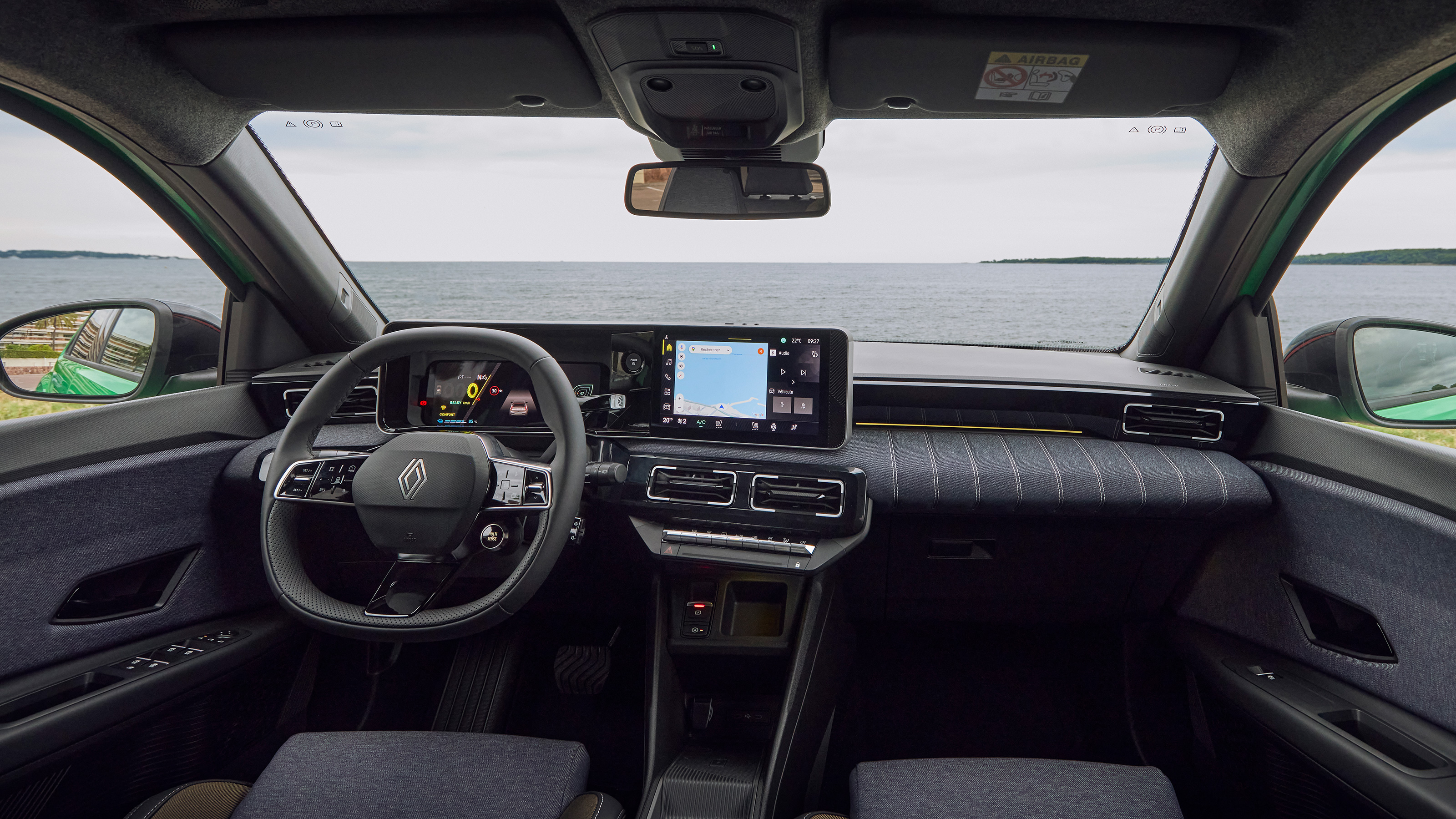 Renault 5 interior