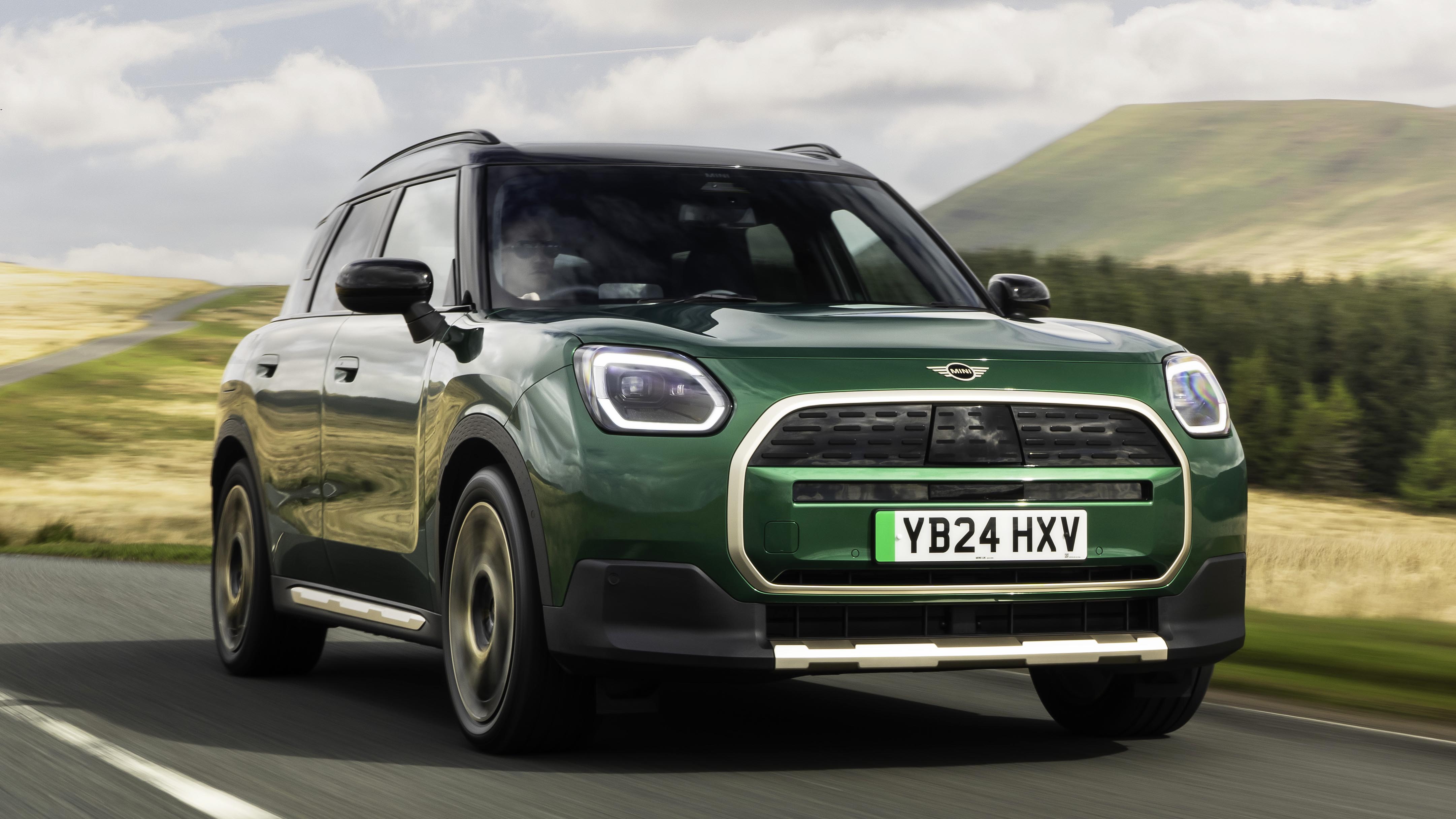 Mini Countryman electric exterior front three quarter dynamic