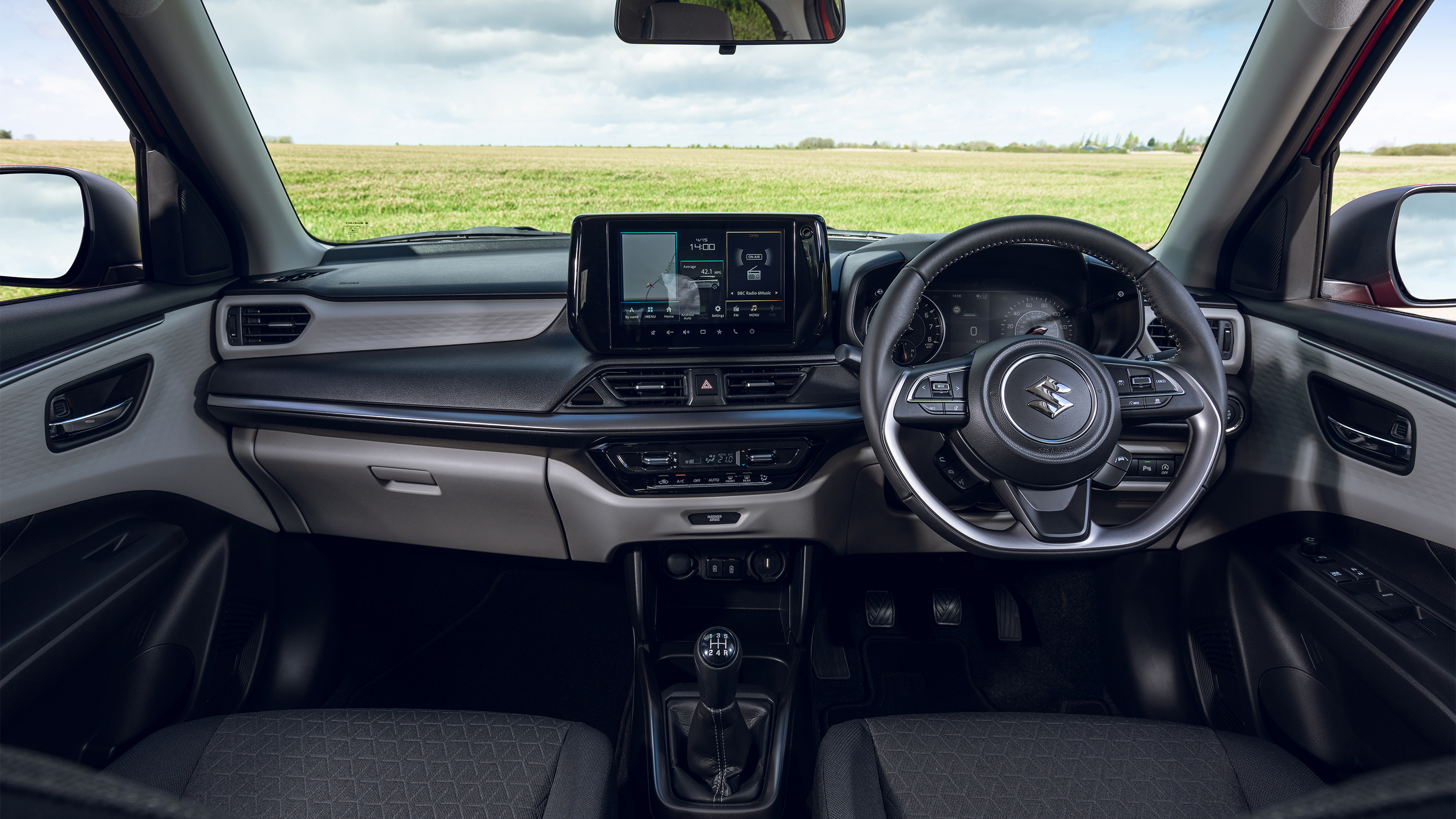 Suzuki Swift interior