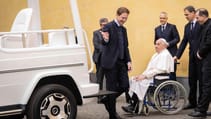 Mercedes-Benz G580 Popemobile