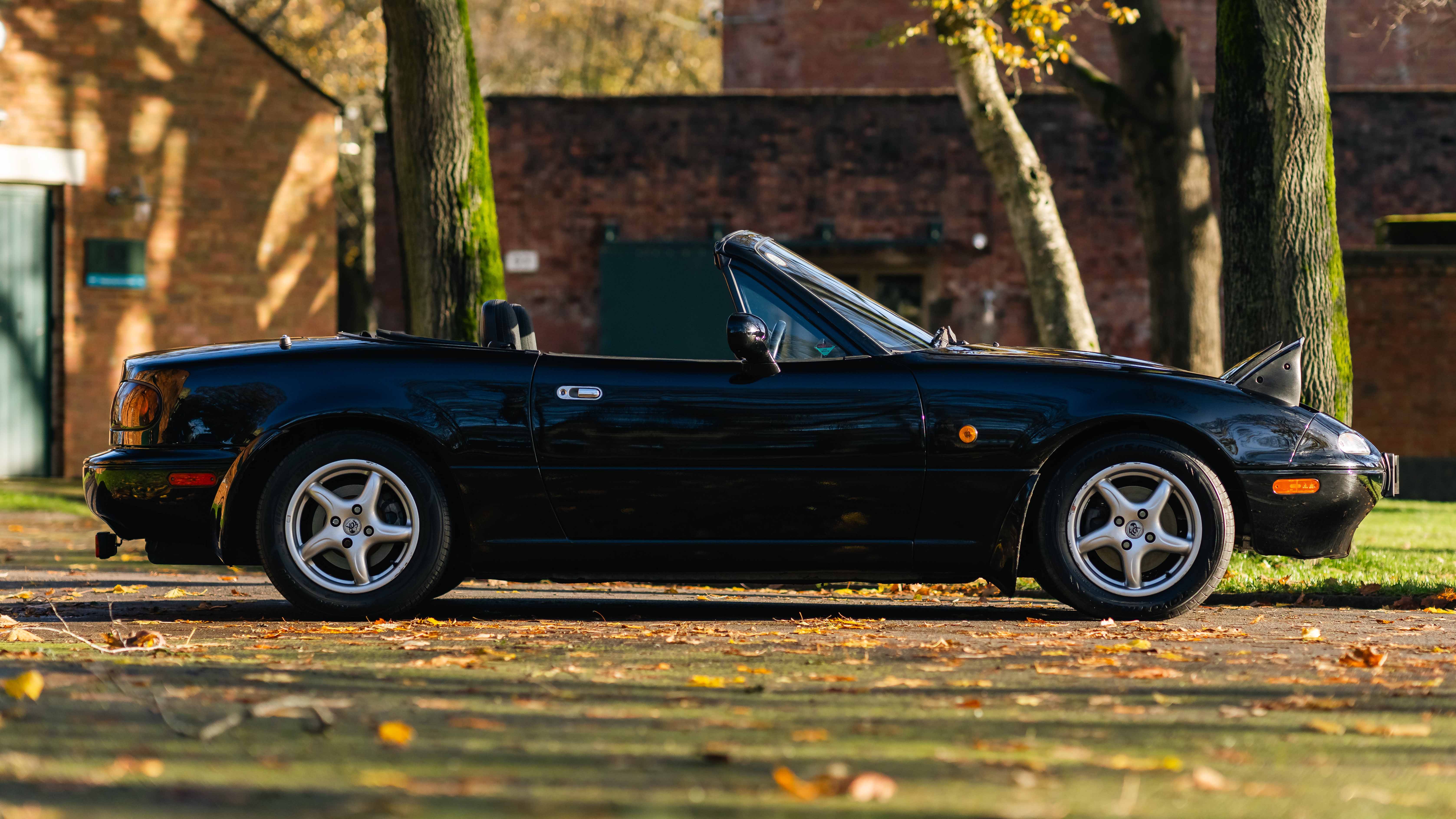 Mazda MX-5 Mk1 Electrogenics