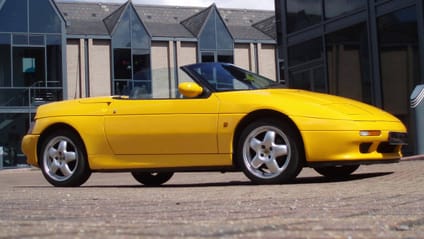 Lotus Elan (M100)