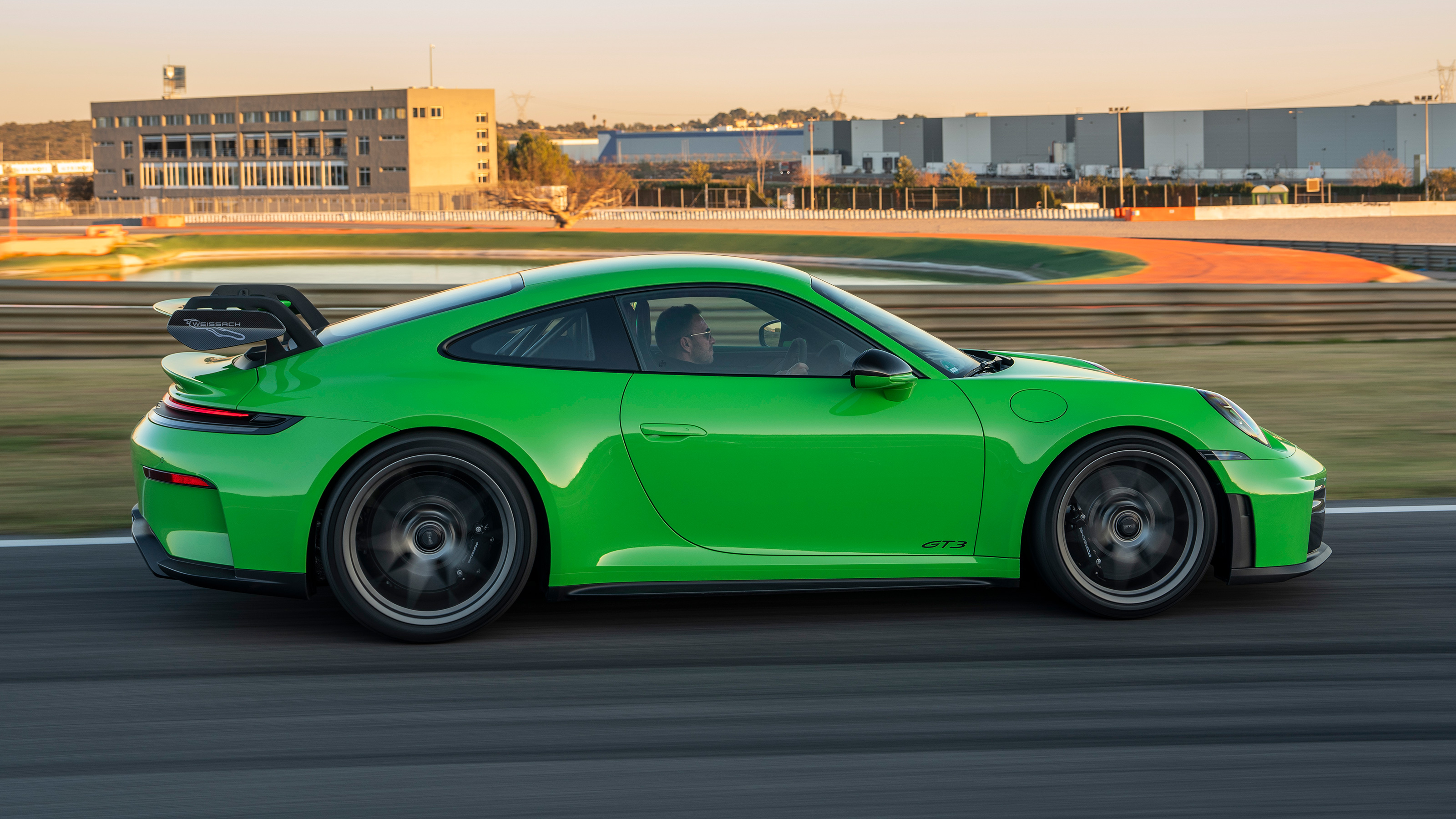 Porsche 911 GT3 profile