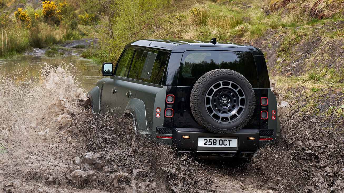 Land Rover Defender OCTA