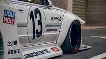 Liberty Walk Kaido Works Nissan Skyline R32 GT-R